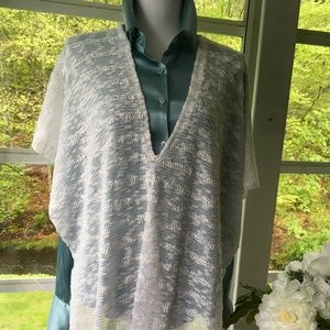 🔥BCBGeneration white wrap. Can be worn many ways